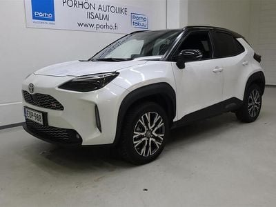 Käytetty 2023 Toyota Yaris Cross Sport Katumaasturi | 31 900 € (Perustarjous)
