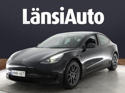 Käytetty Tesla Model 3 RWD 211 kW (287 HP) 2022 Musta Sedan