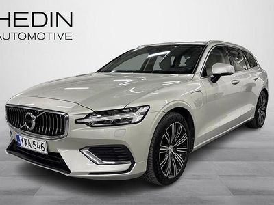 Harmaa Käytetty 2020 Volvo V60 Inscription Farmari | 29 890 € (Perustarjous)