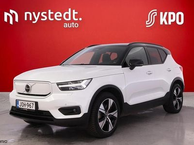 Valkoinen Käytetty 2022 Volvo XC40 Plus Katumaasturi | 32 480 € (Perustarjous)