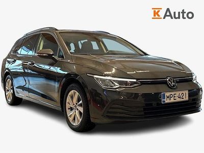 Käytetty VW Golf VIII Comfortline 131 HP (96 kW) 2023 Harmaa Farmari