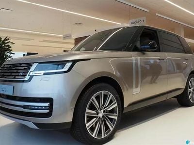 Uusi 2025 Land Rover Range Rover Autobiography Katumaasturi | 204 355 € (Kallis)