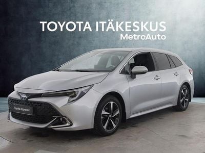 Käytetty Toyota Corolla Edition 140 HP (102 kW) 2024 Hopea Farmari