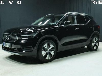 Musta Käytetty 2022 Volvo XC40 Business Edition Katumaasturi | 35 800 € (Hieman kallis)