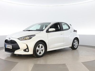 Käytetty Toyota Yaris Hybrid Active 116 HP (85 kW) 2022 Viistoperä