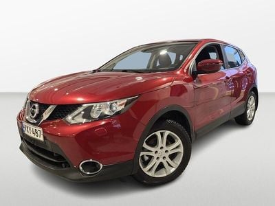 Punainen Käytetty 2015 Nissan Qashqai Acenta Katumaasturi | 7 490 € (Perustarjous)