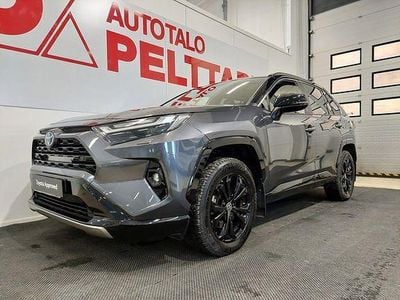 Käytetty Toyota RAV4 Edition 176 HP (129 kW) 2022 2qz bi tone ash grey Katumaasturi