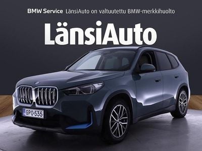 Vihreä Käytetty 2024 BMW iX1 Comfort Edition Katumaasturi | 42 890 € (Hieman kallis)