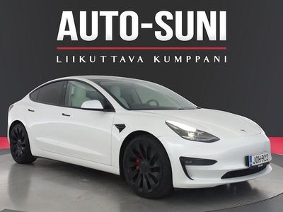 Käytetty 2021 Tesla Model 3 Performance Sedan | 29 780 € (Perustarjous)