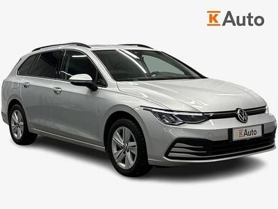 Käytetty VW Golf VIII Life 131 HP (96 kW) 2022 Farmari