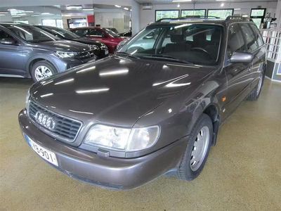 Harmaa Käytetty 1996 Audi A6 Farmari | 4 900 €