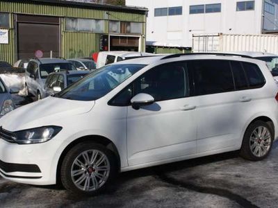 käytetty VW Touran 1,6 TDi 85 kW Autom. Comfortline 7-p