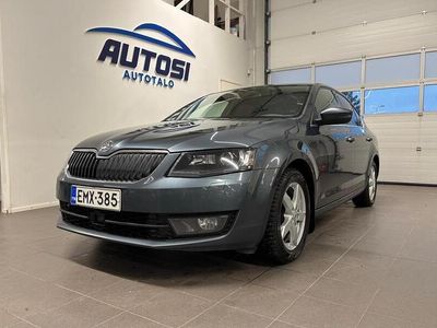 Käytetty Skoda Octavia Elegance 140 HP (102 kW) 2015 Harmaa Viistoperä