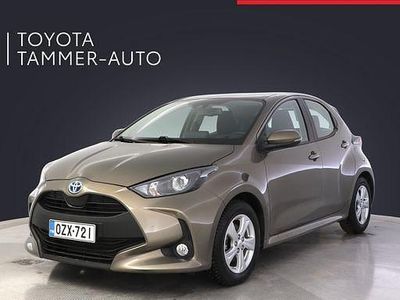 Ruskea (beige) Käytetty 2023 Toyota Yaris Business Edition Viistoperä | 20 880 € (Perustarjous)