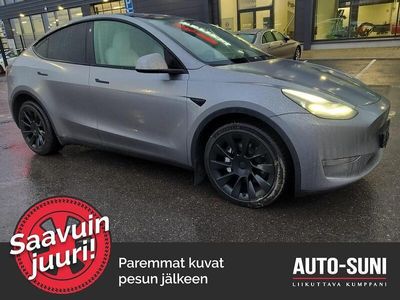 Käytetty 2024 Tesla Model Y Katumaasturi | 40 690 € (Perustarjous)