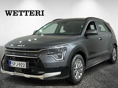 Harmaa Käytetty 2023 Kia Niro EX Katumaasturi | 24 490 € (Hieman kallis)