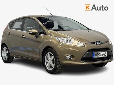 Käytetty Ford Fiesta Titanium 82 HP (60 kW) 2012 Ruskea (beige) Viistoperä