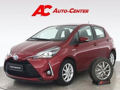 Käytetty Toyota Yaris Hybrid Edition 73 HP (53 kW) 2017 Punainen Viistoperä