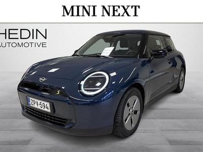 Käytetty Mini Cooper SE Essential 160 kW (218 HP) 2025 Viistoperä