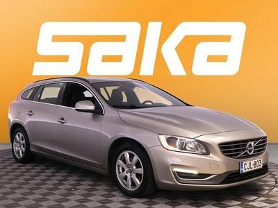 Käytetty 2015 Volvo V60 Business Edition Farmari | 9 400 € (Perustarjous)