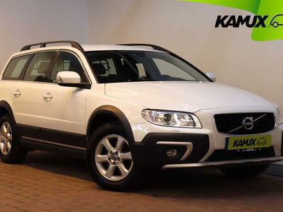 käytetty Volvo XC70 D4 AWD Momentum / Webasto / Vetokoukku / Jakopää vaihdettu 05/23 /