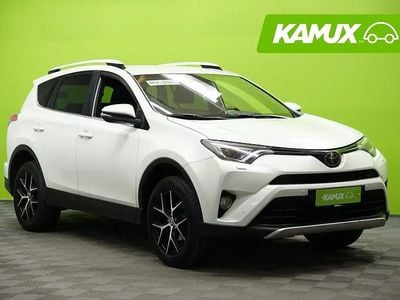 Käytetty Toyota RAV4 Multidrive S 152 HP (111 kW) 2016 Valkoinen Katumaasturi