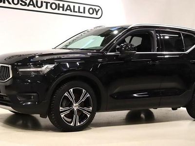 Musta Käytetty 2021 Volvo XC40 Business Edition Katumaasturi | 29 900 € (Perustarjous)
