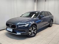 Käytetty Volvo V90 CC Pro 235 HP (172 kW) 2021 Sininen Farmari