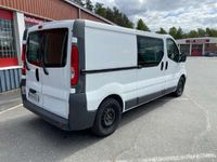 käytetty Renault Trafic 2,0 dCi 115hv OHJAUS OIKEALLA