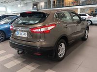 käytetty Nissan Qashqai DIG-T 115 N-Connecta 2WD 6M/T