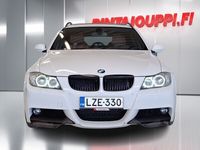 käytetty BMW 330 330 i Farmari (AC) 4ov 2996cm3 - 3kk lyhennysvapaa - M-sport, Lämmitin, 2 x