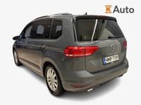 Käytetty VW Touran Comfortline 150 HP (110 kW) 2022 Harmaa Tila-auto