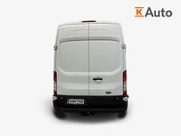 Käytetty Ford Transit Trend 129 HP (94 kW) 2018 Valkoinen Van