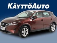 Käytetty Nissan Qashqai Acenta 158 HP (116 kW) 2022 Met. punainen Katumaasturi
