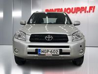 Käytetty Toyota RAV4 152 HP (111 kW) 2006 Hopea Katumaasturi
