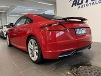 Käytetty Audi TT Advanced 230 HP (169 kW) 2015 Punainen Coupe - kaksiovinen