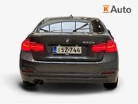 Käytetty BMW 330e Sport Line 252 HP (185 kW) 2017 Harmaa Sedan