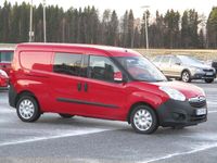 Käytetty Opel Combo 90 HP (66 kW) 2017 Punainen Van
