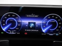 Käytetty Mercedes EQB300 Advanced Plus 167 kW (228 HP) 2025 Valkoinen Katumaasturi