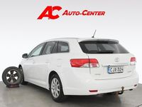 Käytetty Toyota Avensis Active 124 HP (91 kW) 2015 Valkoinen Farmari