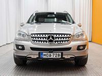 käytetty Mercedes ML320 CDI OFFROAD PRO ** Juuri tullut! / Nahat / Navi / Kamera / Vakkari **