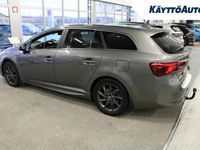 Käytetty Toyota Avensis Active 143 HP (105 kW) 2016 Harmaa Farmari