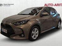 Käytetty Toyota Yaris Active 114 HP (83 kW) 2023 Ruskea (beige) Viistoperä