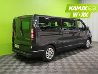 Käytetty Renault Trafic 150 HP (110 kW) 2022 Hopea / harmaa Tila-auto