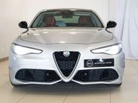 käytetty Alfa Romeo Giulia 2,0 Bensiini 280hp AT8 AWD Veloce DNA -ajotilan valitsin / Urh.Istuimet /