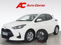 Käytetty Toyota Yaris Active 114 HP (83 kW) 2020 Valkoinen Viistoperä