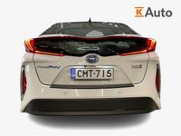 Käytetty Toyota Prius 122 HP (89 kW) 2019 Valkoinen Viistoperä