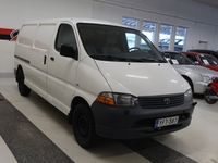 käytetty Toyota HiAce 2,5 D-4D 100 5ov pitkä - LÄPIJUOSTAVA /