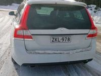 käytetty Volvo V70 D4 Classic Taksi aut ** Juuri tullut! / Webasto / Nahat / Navi / Muistipenkit **