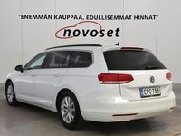 Käytetty VW Passat Comfortline 125 HP (91 kW) 2018 Valkoinen Farmari